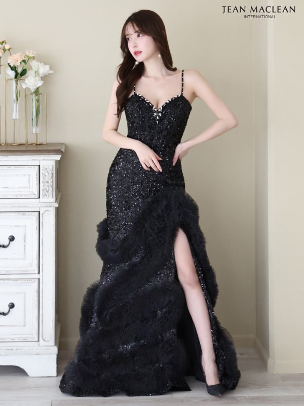 ブラック モデル：ゆめ　身長：160cm　着用サイズ：Mサイズ