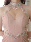 ピンクベージュ モデル：天乃えま　身長：155cm　着用サイズ：Sサイズ