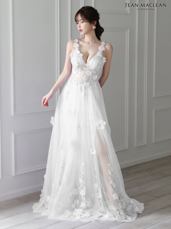 ホワイト モデル:ゆめ 身長:160cm 着用サイズ:Mサイズ