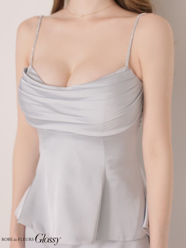 ブルー　モデル：しおん　身長：158cm　着用サイズ：Sサイズ