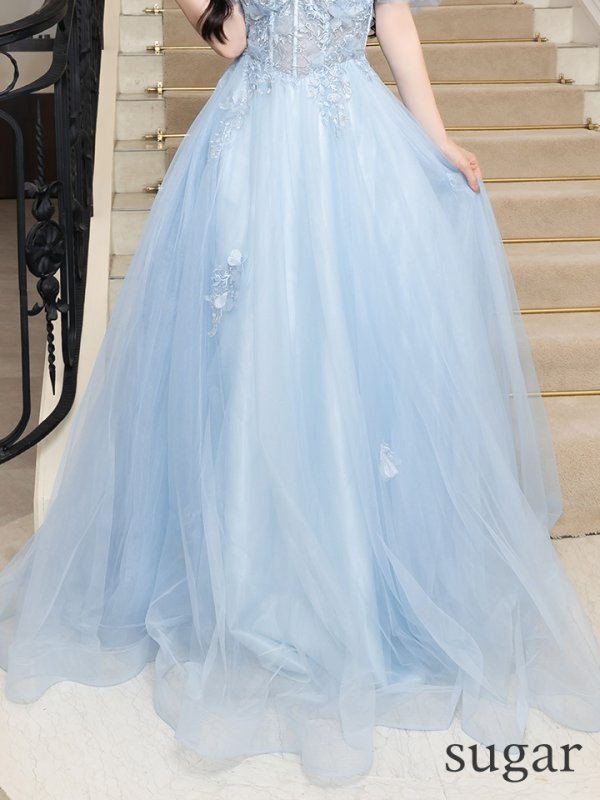 ブルー モデル:るな 身長:159cm 着用サイズ:Mサイズ