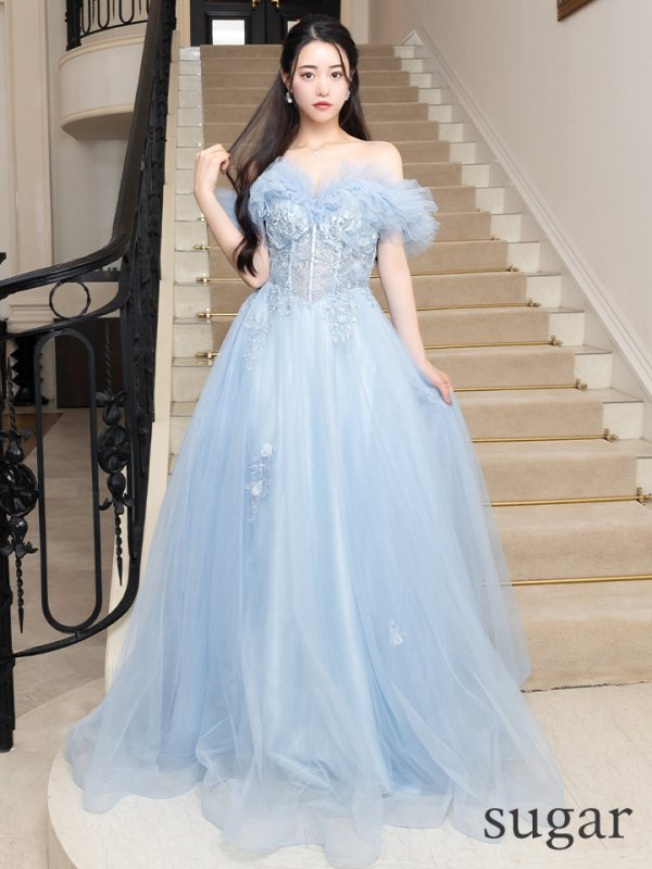 ブルー モデル:るな 身長:159cm 着用サイズ:Mサイズ