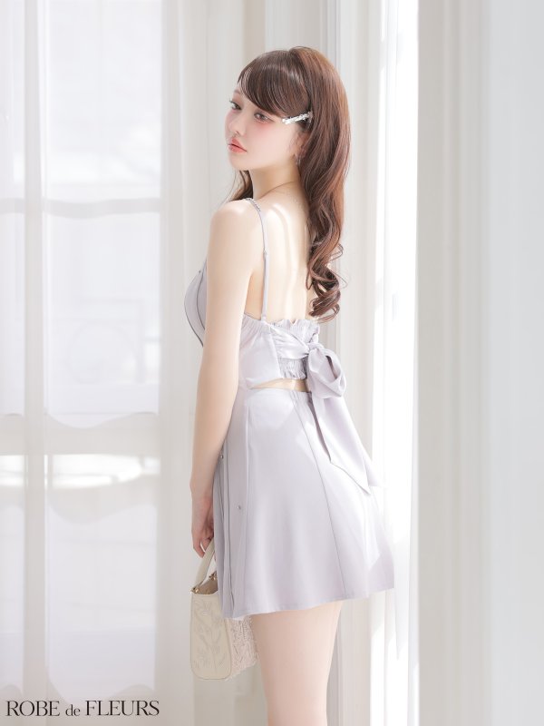 ブルーグレー　モデル：羽澄まり　身長：158cm　着用サイズ：Sサイズ