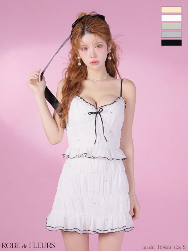 ホワイト モデル：まりん　身長：164cm　着用サイズ：Sサイズ