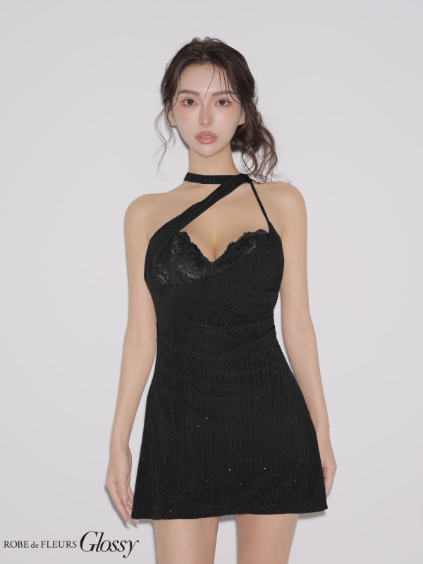 ブラック モデル：みゆ　身長：164cm　着用サイズ：Sサイズ