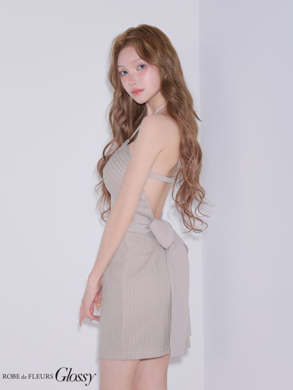 グレージュ　モデル：しおん　身長：158cm　着用サイズ：Sサイズ