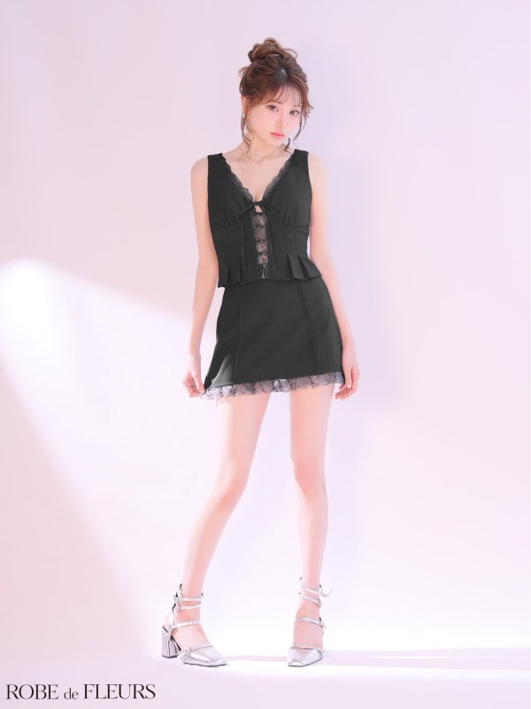 ブラック　モデル：いおり　身長：161cm　着用サイズ：Sサイズ
