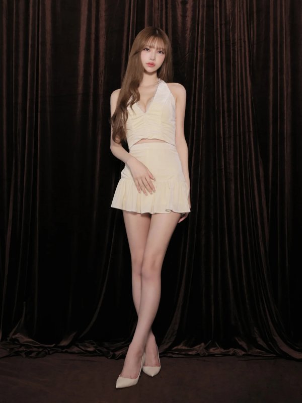 アイボリー　モデル：るりぴ　身長165cm　着用サイズ：Sサイズ