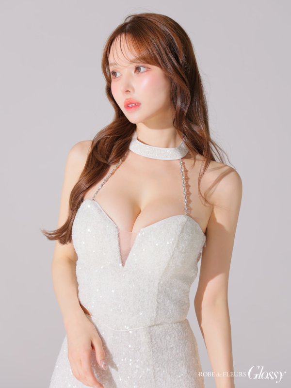 ホワイト モデル：ゆめ　身長：160cm　着用サイズ：Sサイズ