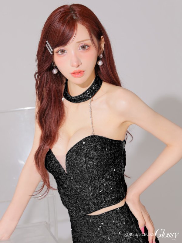 ブラック モデル：らいか　身長：163cm　着用サイズ：Sサイズ