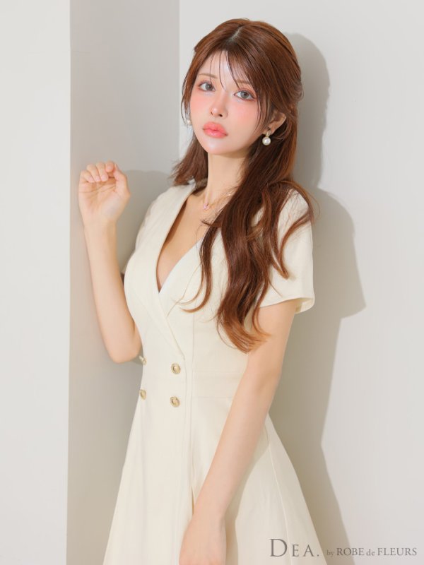 アイボリー　モデル：まりん　身長：164cm　着用サイズ：Sサイズ