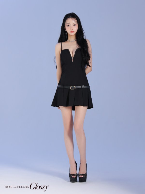 ブラック モデル:まおちゃる 身長:158cm 着用サイズ:Sサイズ