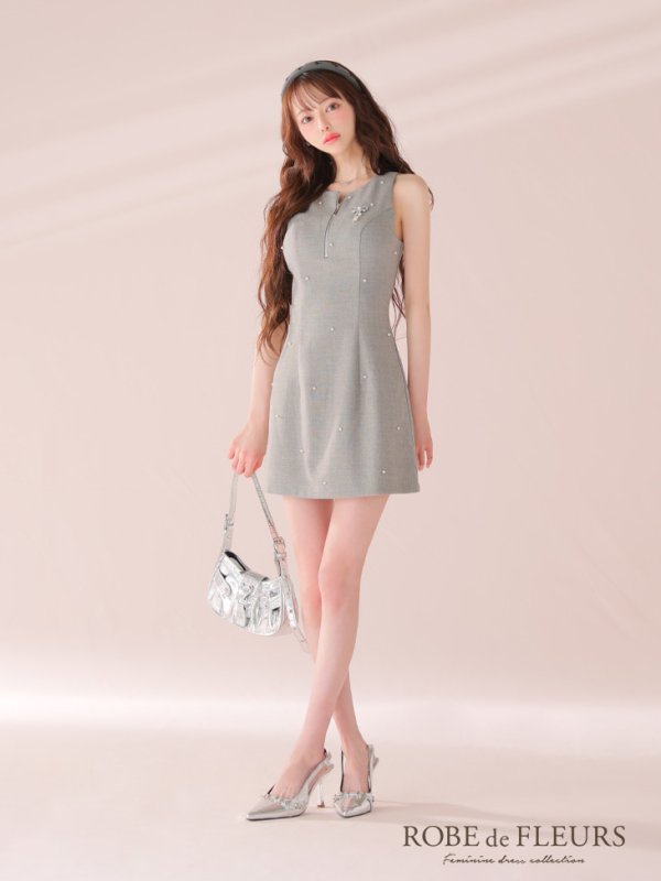 グレー モデル:るい 身長:161cm 着用サイズ:Sサイズ