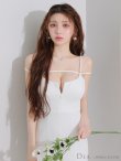 ホワイト モデル：ももか　身長：156cm　着用サイズ：Sサイズ