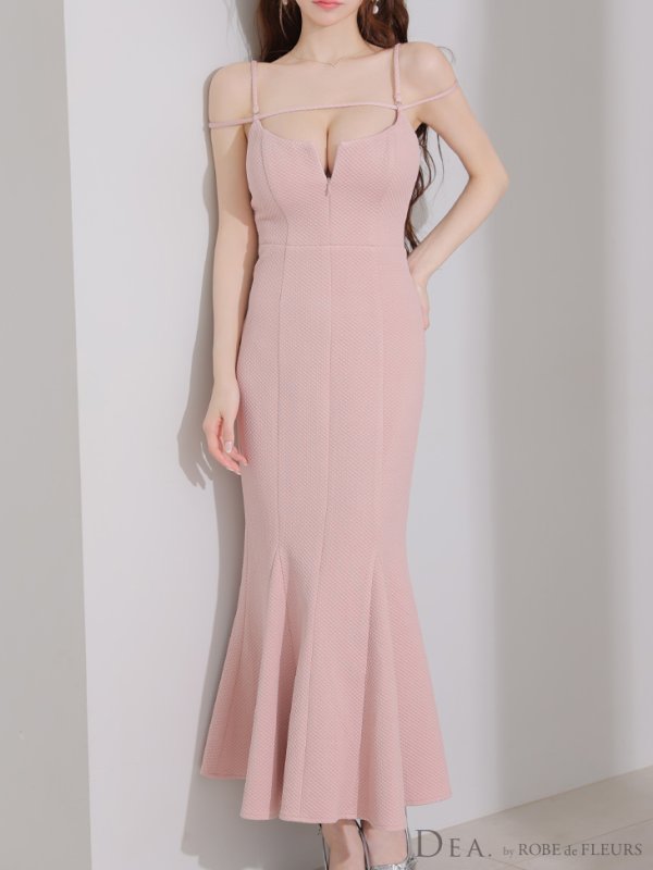 ピンク モデル:ももか 身長:156cm 着用サイズ:Sサイズ