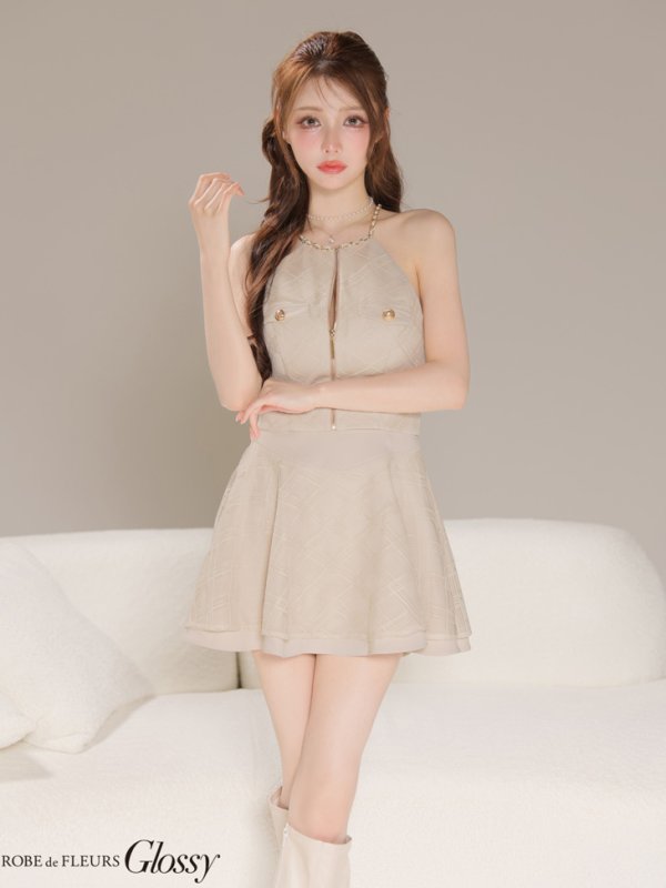 ベージュ モデル：ももか　身長：156cm　着用サイズ：Sサイズ