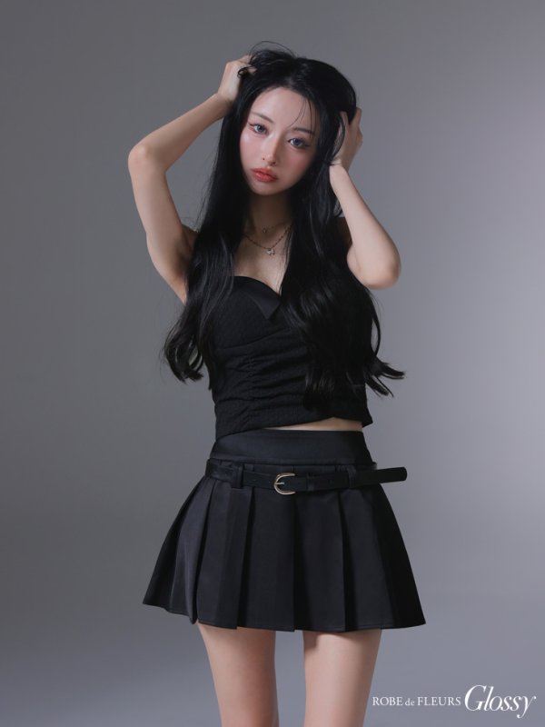 ブラック モデル：まおちゃる　身長：158cm　着用サイズ：Sサイズ