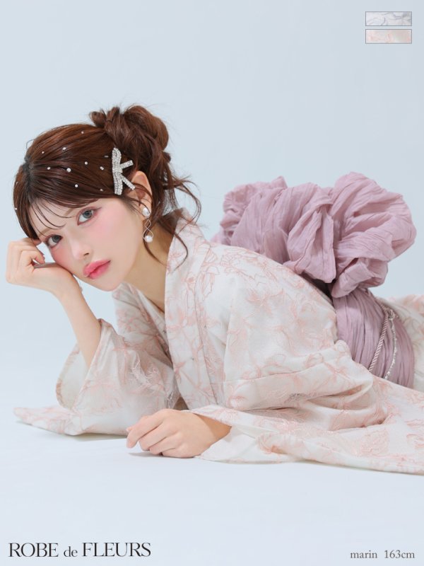 ピンク モデル：まりん　身長：164cm　着用サイズ：Fサイズ