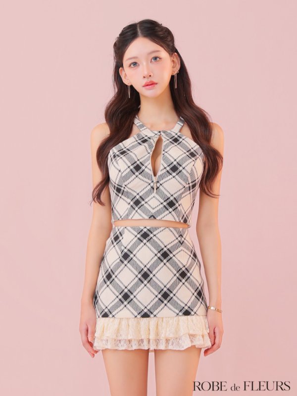 ホワイトチェック モデル：ハニ　身長：162cm　着用サイズ：Sサイズ