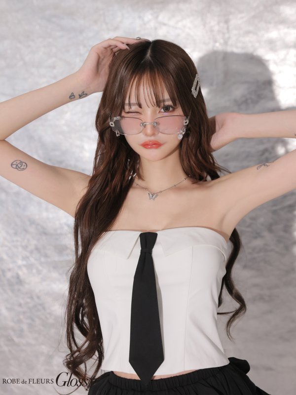 ホワイト　モデル：みみ　身長：162cm　着用サイズ：Sサイズ