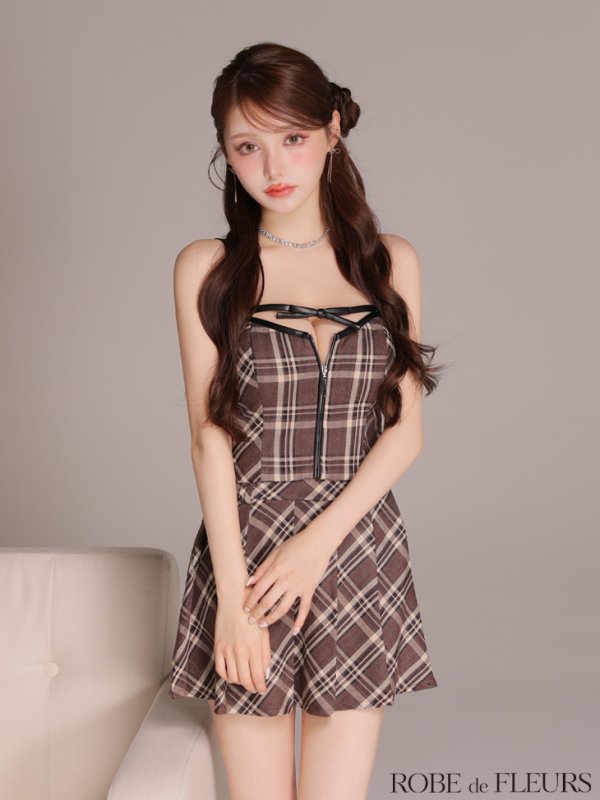 ブラウン モデル：ももか　身長：156cm　着用サイズ：Sサイズ