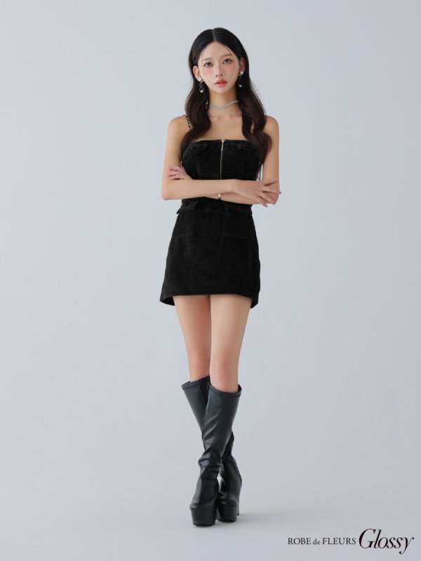 ブラック　モデル：ハニ　身長：162cm　着用サイズ：Sサイズ