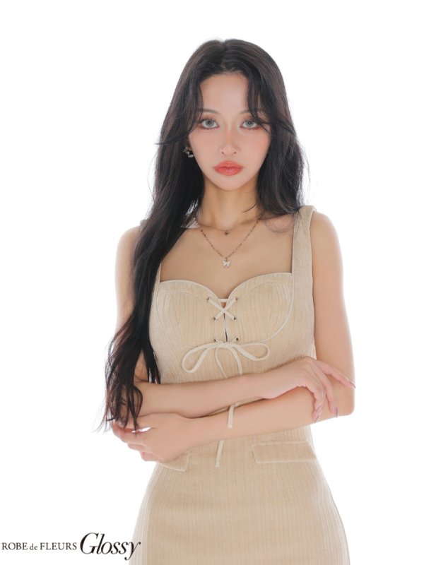 ベージュ　モデル：まおちゃる　身長：158cm　着用サイズ：Sサイズ