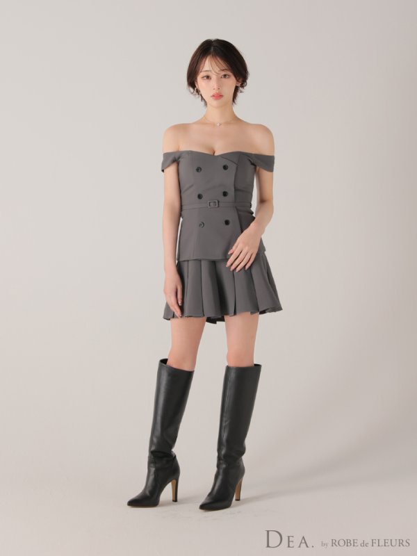 グレー モデル:りこ 身長:156cm 着用サイズ:Sサイズ