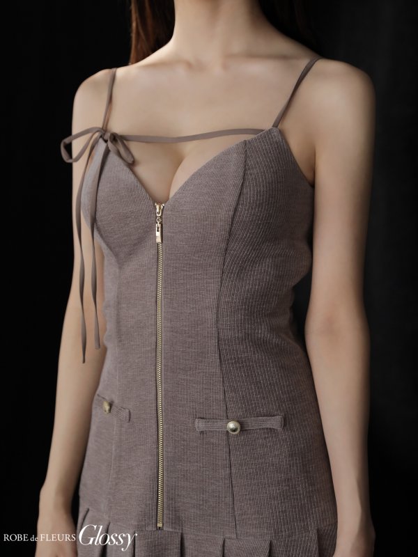 サンドベージュ　モデル：あすか　身長：170cm　着用サイズ：Sサイズ