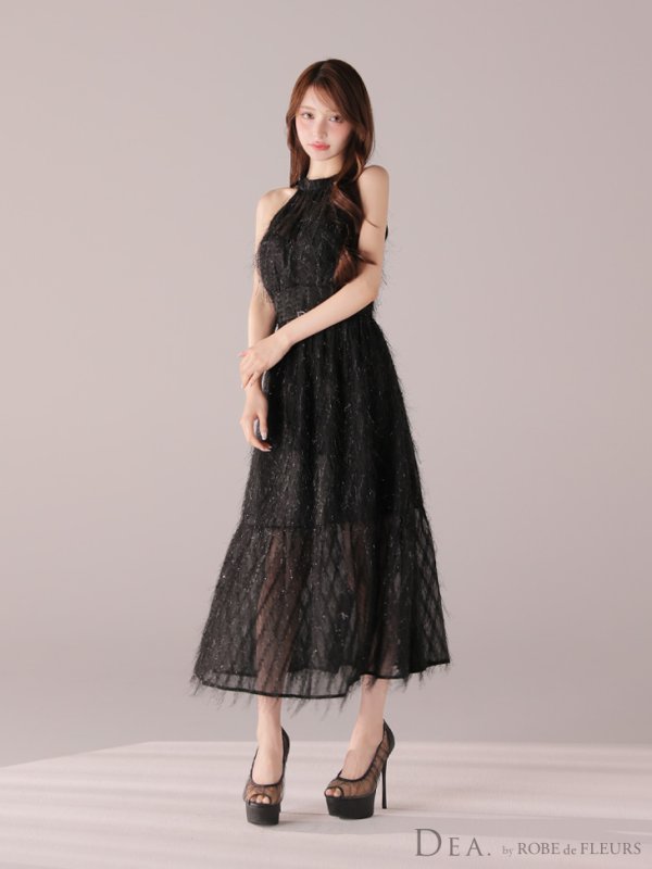 ブラック モデル：ももか　身長：156cm　着用サイズ：Sサイズ