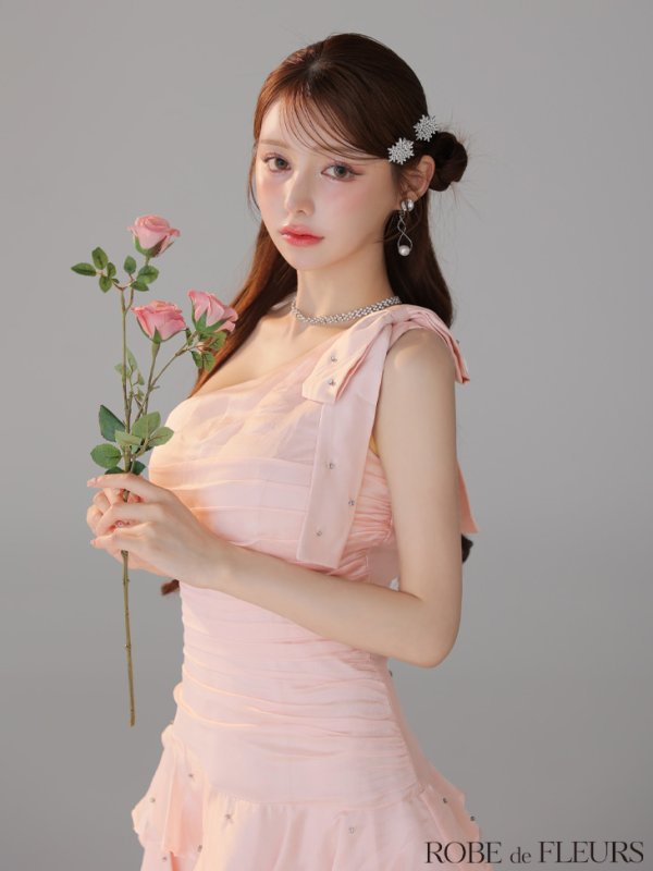 ピンク モデル：ももか　身長：156cm　着用サイズ：Sサイズ