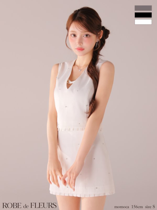 ホワイト　モデル：ももか　身長：156cm　着用サイズ：Sサイズ