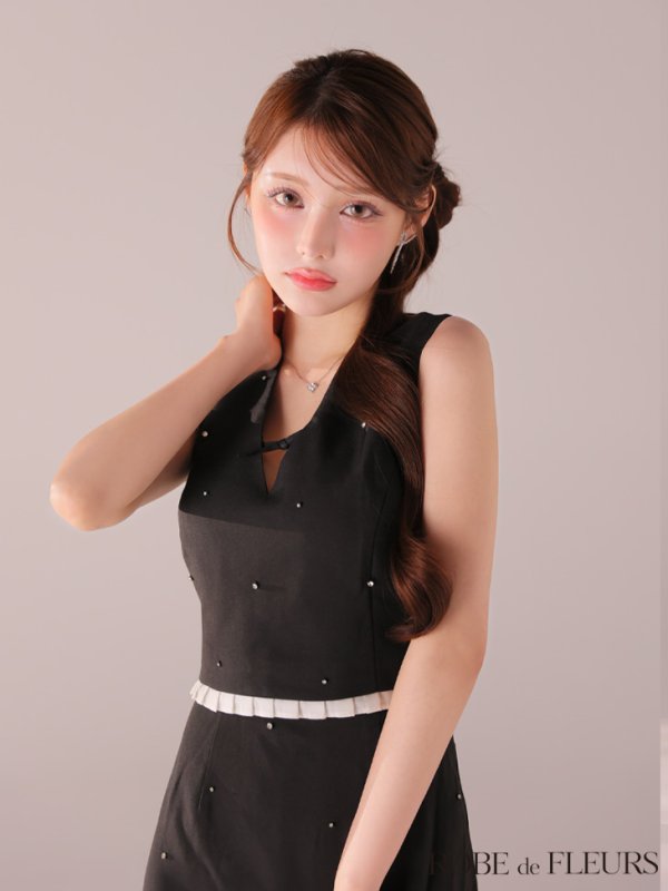 ブラック　モデル：ももか　身長：156cm　着用サイズ：Sサイズ