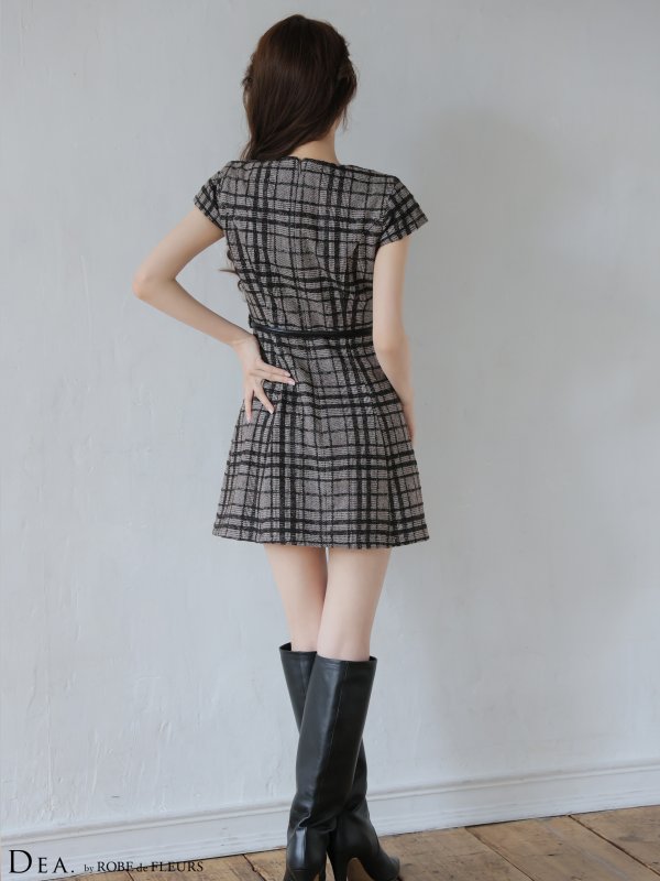 ブラウン　モデル：ももか　身長：156cm　着用サイズ：Sサイズ