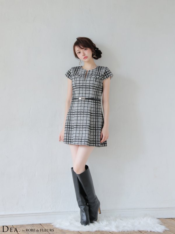 グレー　モデル：羽澄まり　身長：158cm　着用サイズ：Sサイズ