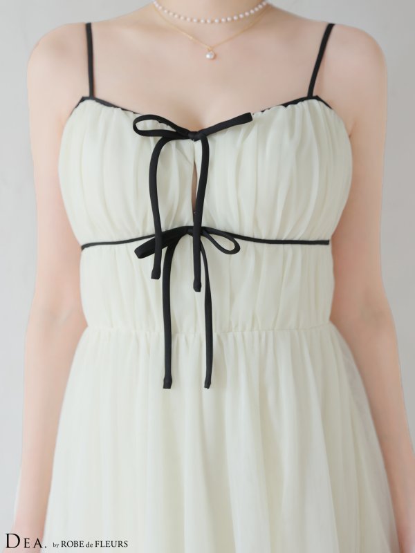 アイボリー モデル：羽澄まり　身長：158cm　着用サイズ：Sサイズ