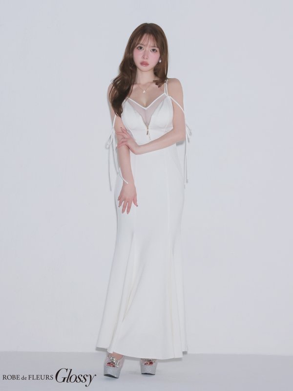 ホワイト　モデル：ゆめ　身長：160cm　着用サイズ：Sサイズ