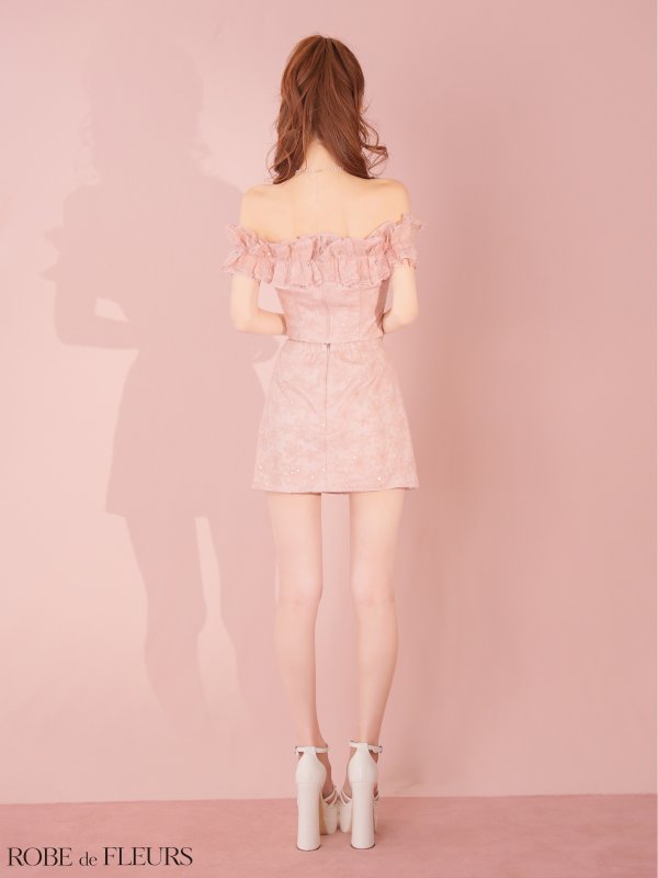 ピンク　モデル：まりん　身長：164cm　着用サイズ：Sサイズ