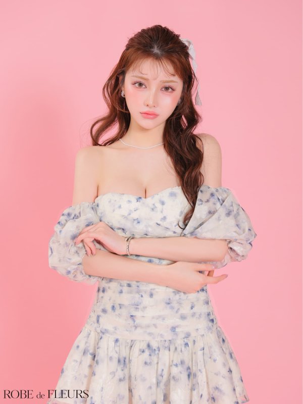 ブルー　モデル：ももか　身長：156cm　着用サイズ：Sサイズ