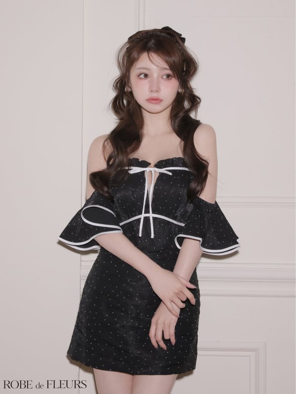 ブラック　モデル：ももか　身長：156cm　着用サイズ：Sサイズ