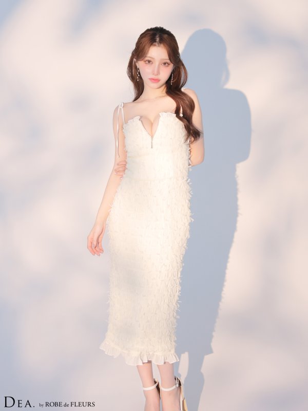 アイボリー モデル：ももか　身長：156cm　着用サイズ：Sサイズ