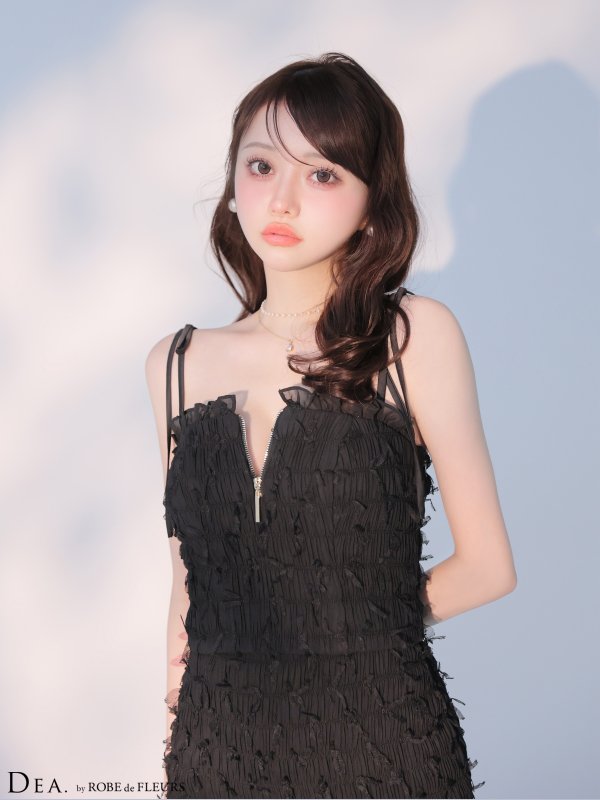 ブラック モデル：羽澄まり　身長：158cm　着用サイズ：Sサイズ