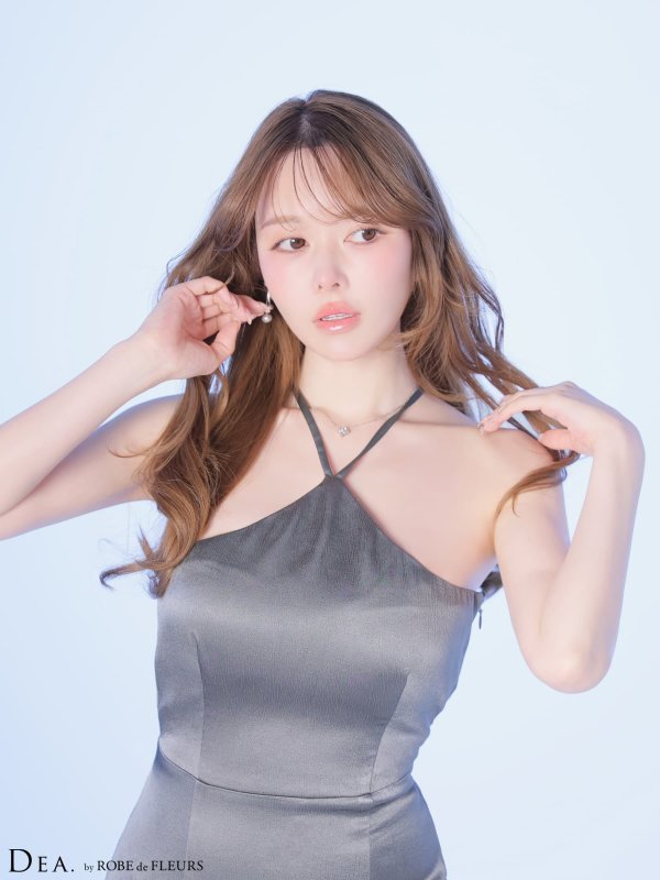 ブルー モデル：ゆめ　身長：160cm　着用サイズ：Sサイズ