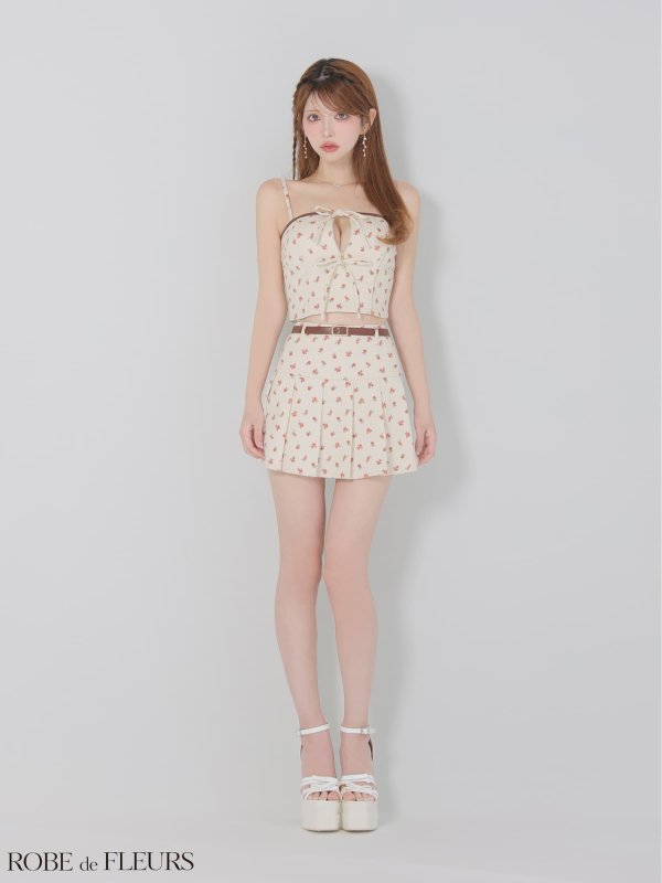 ピンク　モデル：まりん　身長：164cm　着用サイズ：Sサイズ