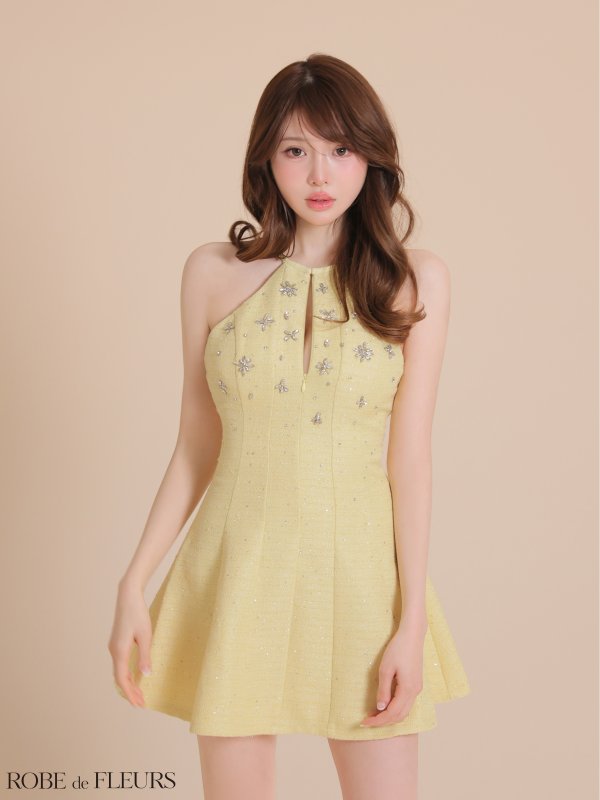 イエロー　モデル：いおり　身長：161cm　着用サイズ：Sサイズ