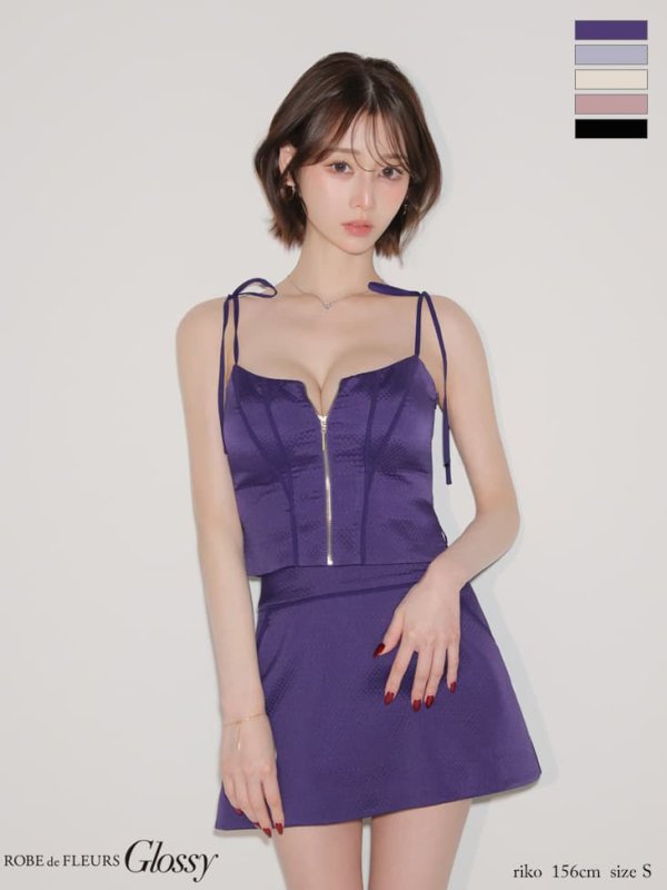 ロイヤルパープル モデル：りこ　身長：156cm　着用サイズ：Sサイズ
