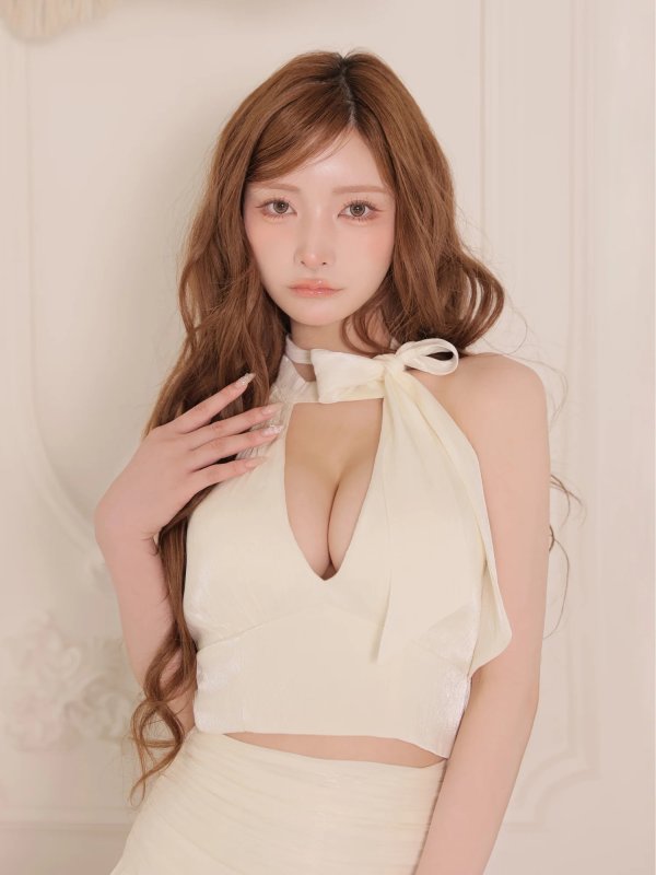アイボリー　モデル：まみ　身長：161cm　着用サイズ：Sサイズ
