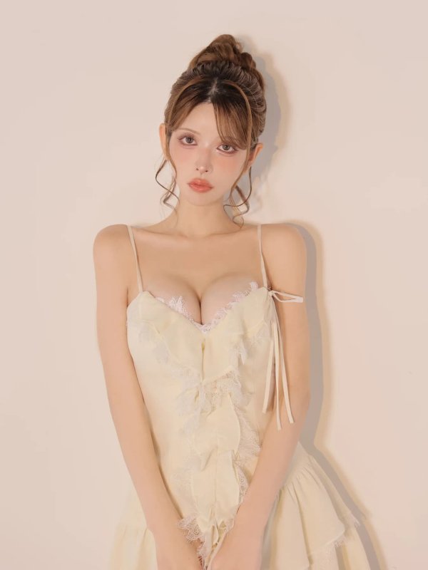 アイボリー　モデル：まりん　身長：164cm　着用サイズ：Sサイズ