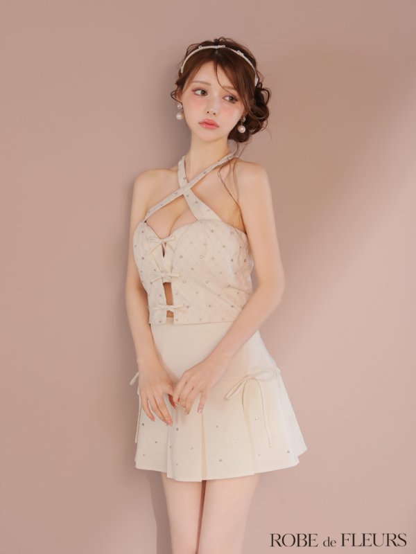 アイボリー モデル：ももか　身長：156cm　着用サイズ：Sサイズ