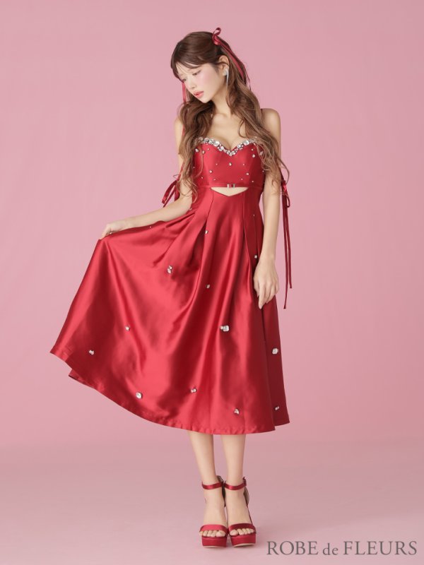 レッド モデル:まりん 身長:164cm 着用サイズ:Sサイズ